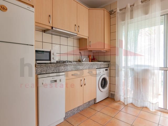 2 soveværelse Lejlighed til salg i Torre del Mar, Vélez-Málaga - € 189.000 (Ref: 9085666)