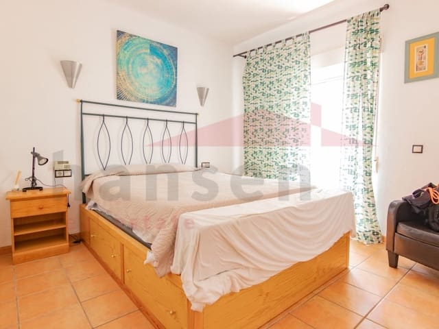 2 soveværelse Lejlighed til salg i Torre del Mar, Vélez-Málaga - € 189.000 (Ref: 9085666)