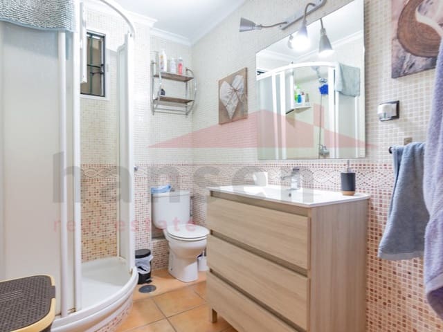 2 soveværelse Lejlighed til salg i Torre del Mar, Vélez-Málaga - € 189.000 (Ref: 9085666)