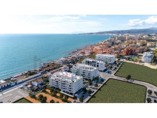 2 sovrum Lägenhet till salu i Mezquitilla, Vélez-Málaga med garage - 249 000 € (Ref: 9106769)