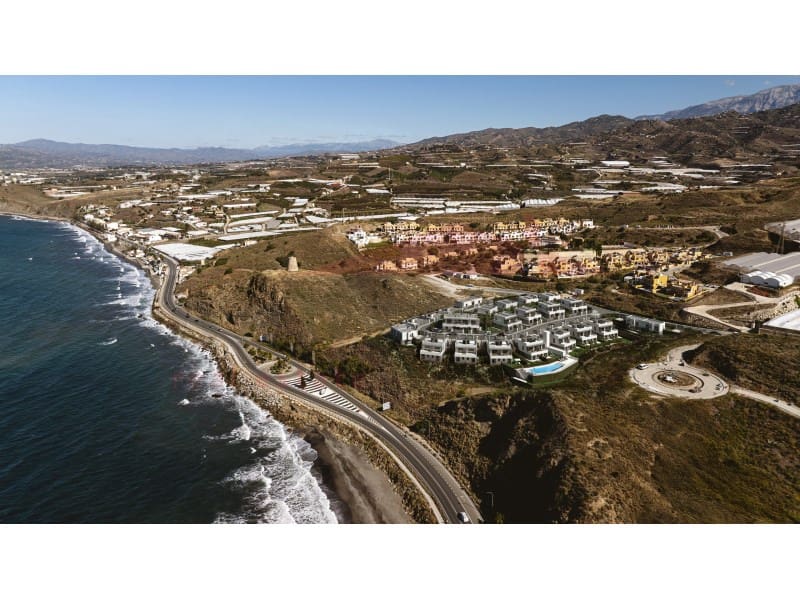 3 soveværelse Semi-Rækkehus til salg i Lagos med swimmingpool garage - € 388.000 (Ref: 9196121)