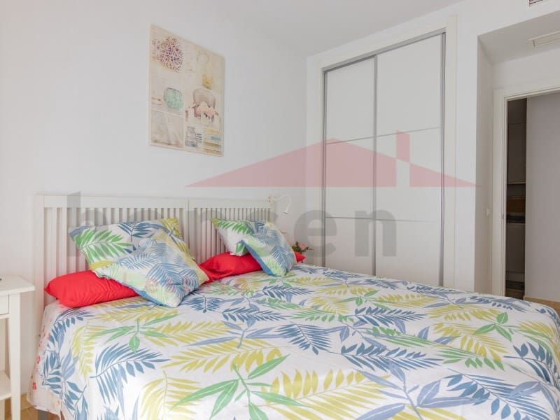 2 soveværelse Lejlighed til leje i Benajarafe med swimmingpool garage - € 900 (Ref: 9209207)