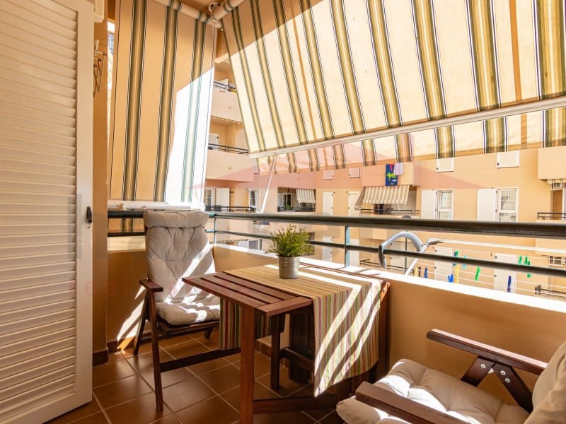 2 soveværelse Lejlighed til leje i Benajarafe med swimmingpool garage - € 900 (Ref: 9209207)