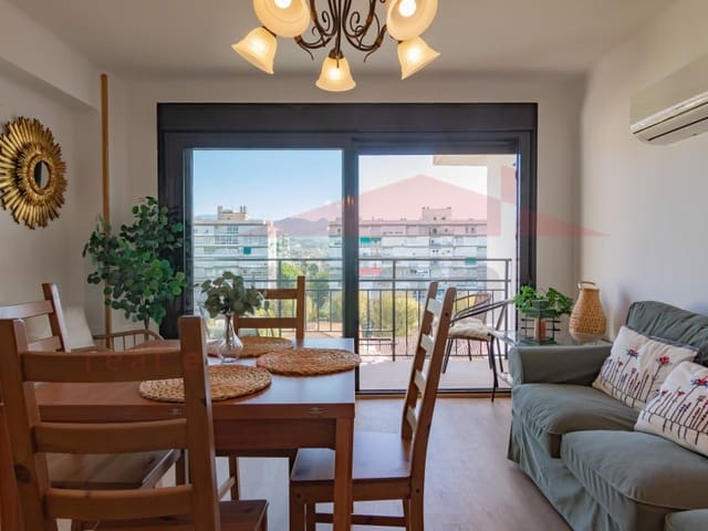 3 slaapkamer Flat te huur in Torre del Mar, Vélez-Málaga - € 1.300 (Ref: 9243528)