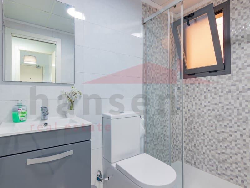 1 makuuhuone Huoneisto vuokrattavana paikassa Torre del Mar mukana 
autotalli - 750 € (Ref: 9247474)