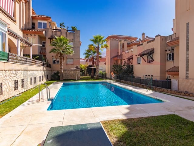 2 soverom Leilighet til salgs i Caleta de Vélez, Vélez-Málaga med svømmebasseng garasje - € 275 000 (Ref: 9264704)