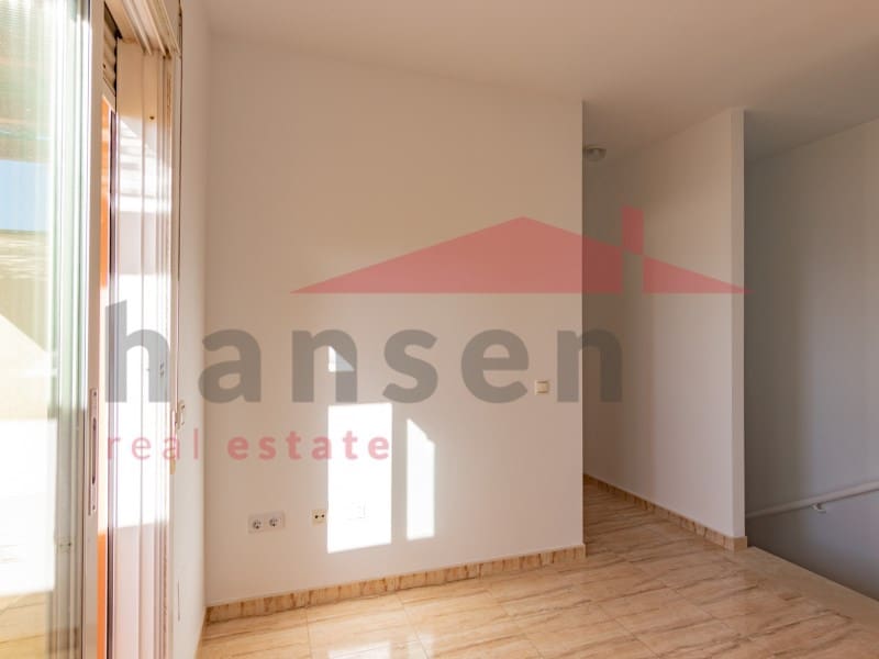 3 soveværelse Byhus til salg i Benajarafe med garage - € 435.000 (Ref: 9294333)