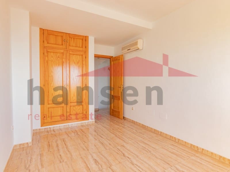 3 soveværelse Byhus til salg i Benajarafe med garage - € 435.000 (Ref: 9294333)