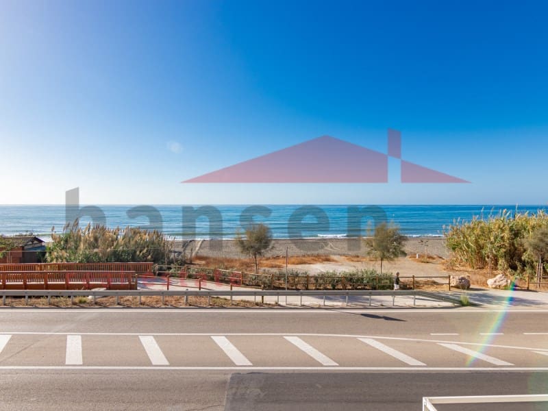 3 soveværelse Byhus til salg i Benajarafe med garage - € 435.000 (Ref: 9294333)