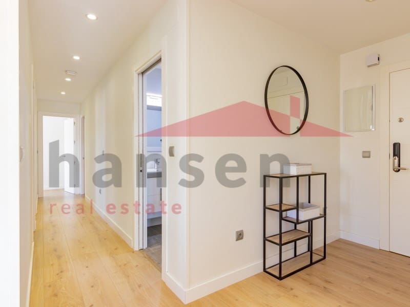 4 makuuhuone Kattohuoneisto myytävänä paikassa Torre del Mar - 589 000 € (Ref: 9296847)