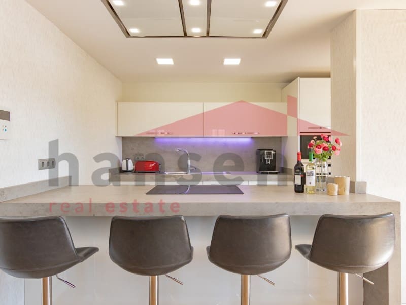 4 makuuhuone Kattohuoneisto myytävänä paikassa Torre del Mar - 589 000 € (Ref: 9296847)