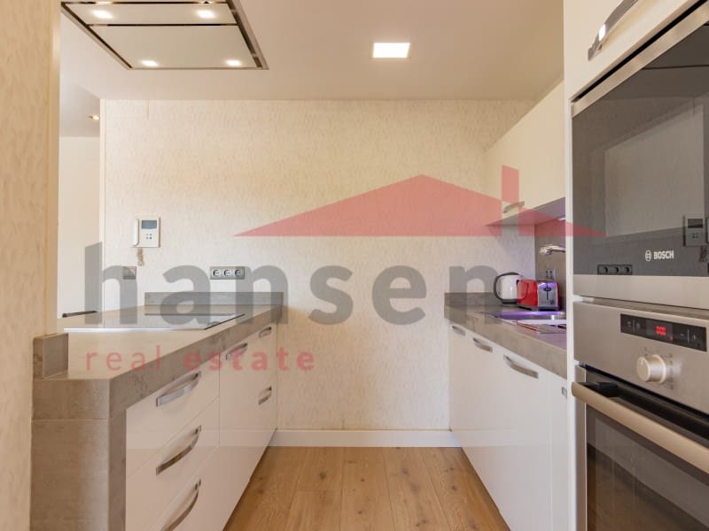 4 makuuhuone Kattohuoneisto myytävänä paikassa Torre del Mar - 589 000 € (Ref: 9296847)