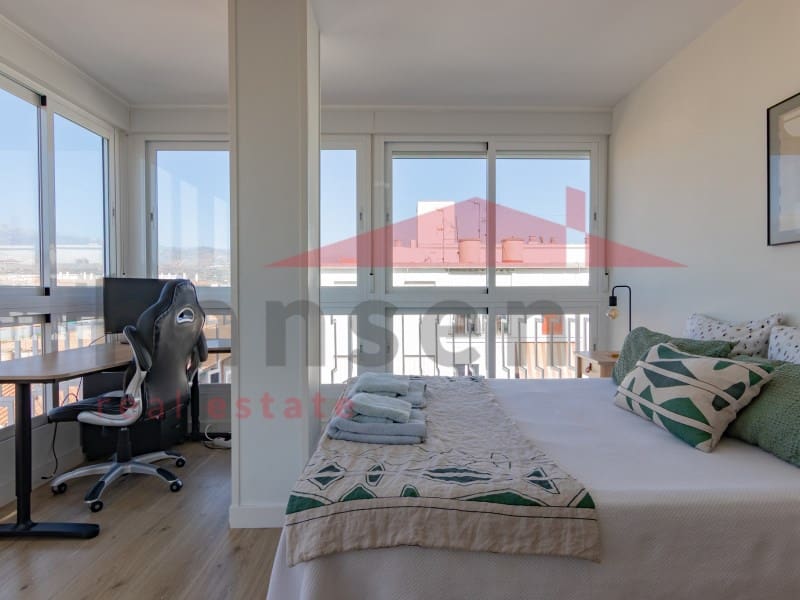 4 makuuhuone Kattohuoneisto myytävänä paikassa Torre del Mar - 589 000 € (Ref: 9296847)