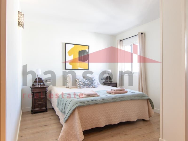 4 makuuhuone Kattohuoneisto myytävänä paikassa Torre del Mar - 589 000 € (Ref: 9296847)