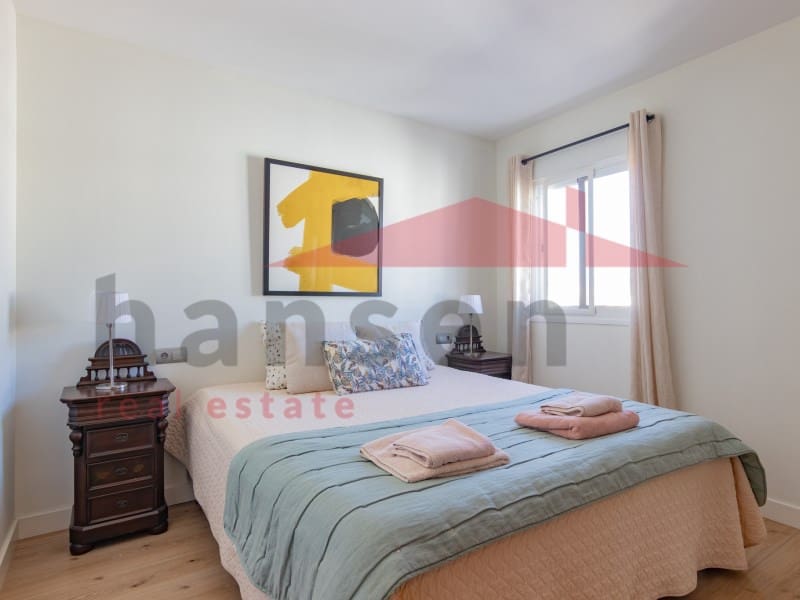 4 makuuhuone Kattohuoneisto myytävänä paikassa Torre del Mar - 589 000 € (Ref: 9296847)