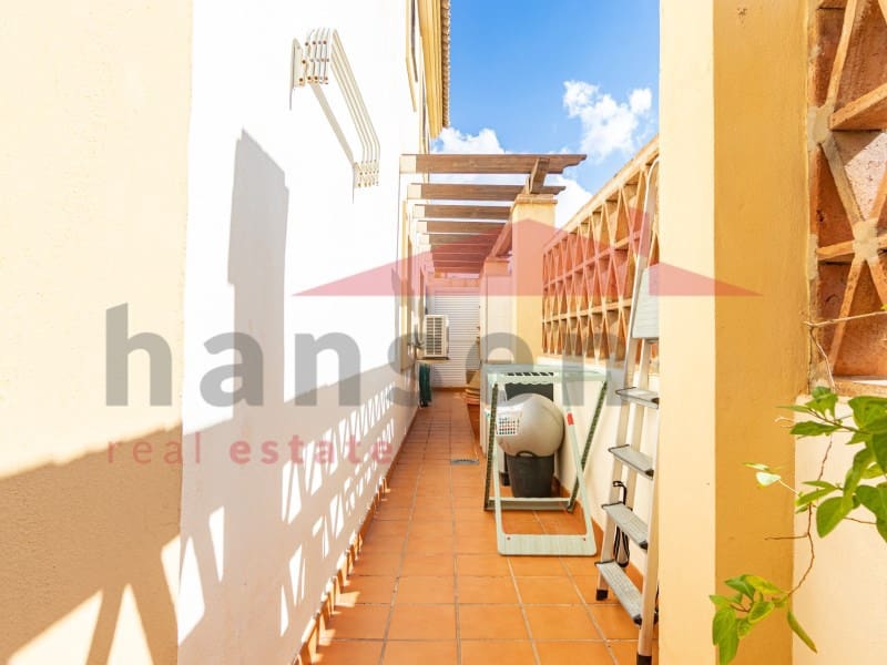 2 soverom Leilighet til salgs i Caleta de Velez med svømmebasseng garasje - € 339 000 (Ref: 9324270)