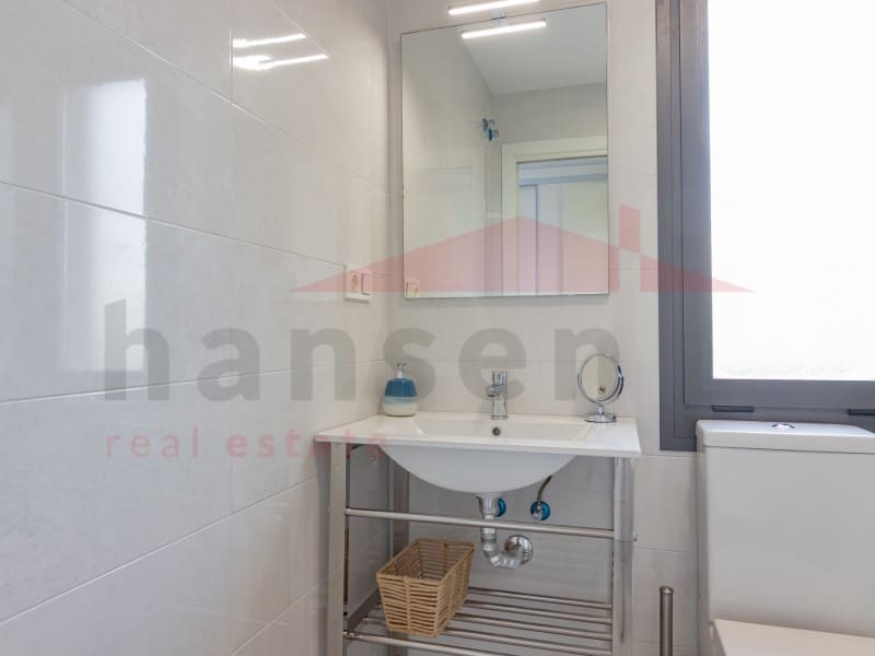 2 sovrum Lägenhet att hyra i Torre del Mar med pool garage - 1 000 € (Ref: 9372142)