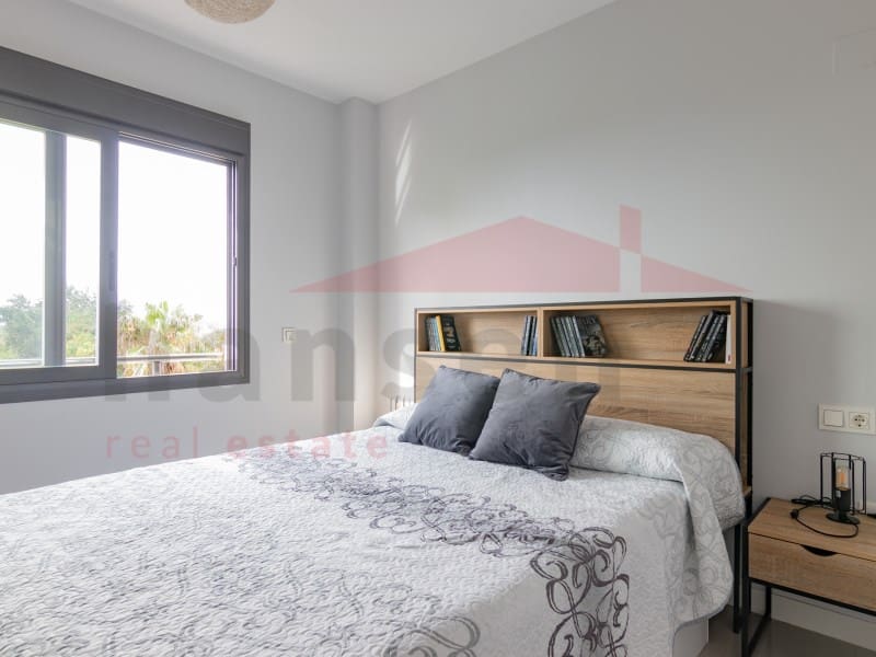 2 sovrum Lägenhet att hyra i Torre del Mar med pool garage - 1 000 € (Ref: 9372142)