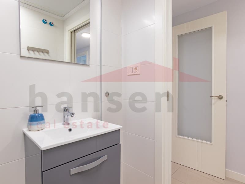 2 sovrum Lägenhet att hyra i Torre del Mar med pool garage - 1 000 € (Ref: 9372142)