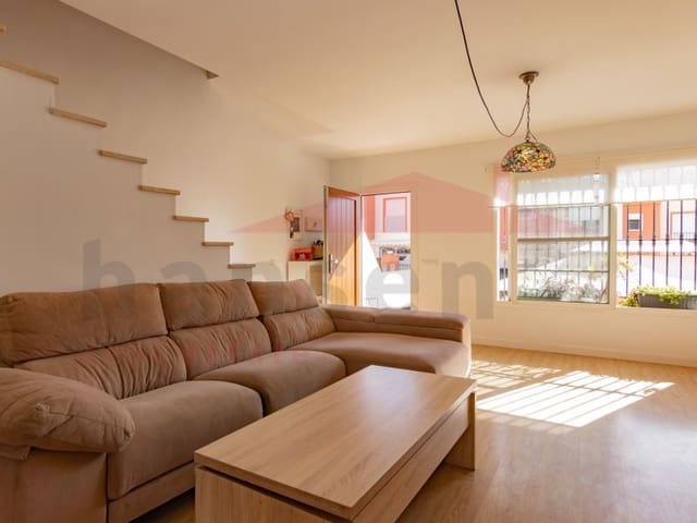 3 soverom Hus til salgs i Almayate, Vélez-Málaga med garasje - € 325 000 (Ref: 9385959)