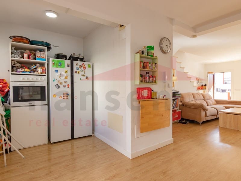 3 soverom Hus til salgs i Almayate med garasje - € 325 000 (Ref: 9385959)