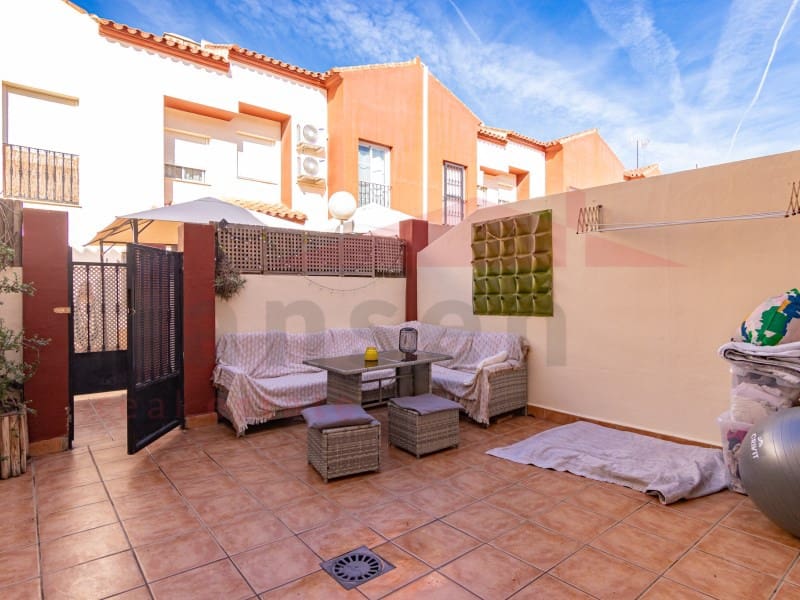 3 soverom Hus til salgs i Almayate med garasje - € 325 000 (Ref: 9385959)