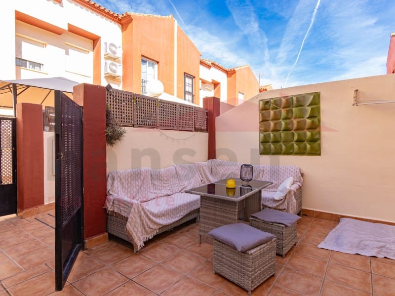 3 soverom Hus til salgs i Almayate med garasje - € 325 000 (Ref: 9385959)