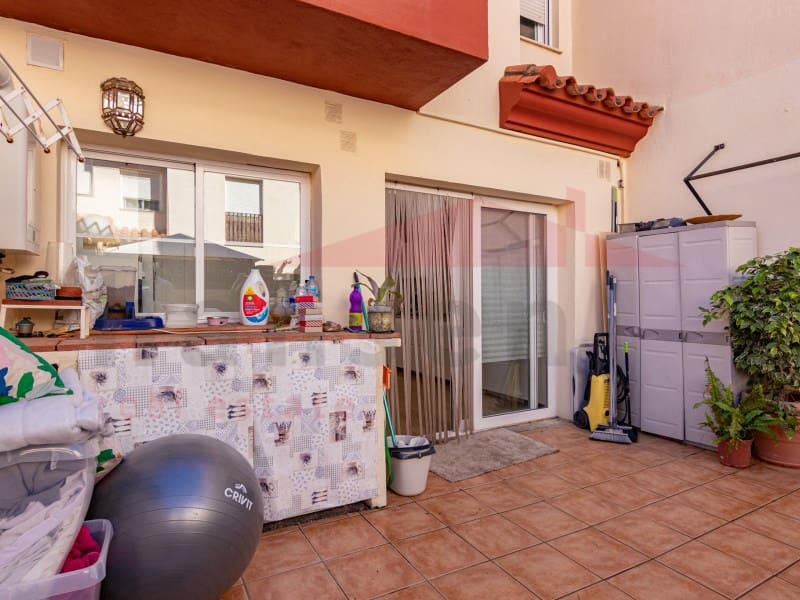 3 soverom Hus til salgs i Almayate med garasje - € 325 000 (Ref: 9385959)