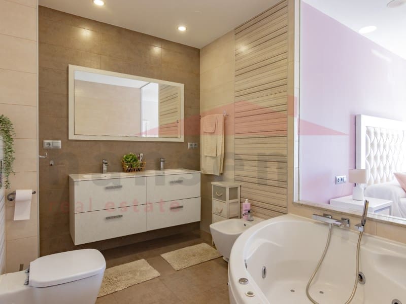 3 soverom Hus til salgs i Torre del Mar - € 650 000 (Ref: 9416129)