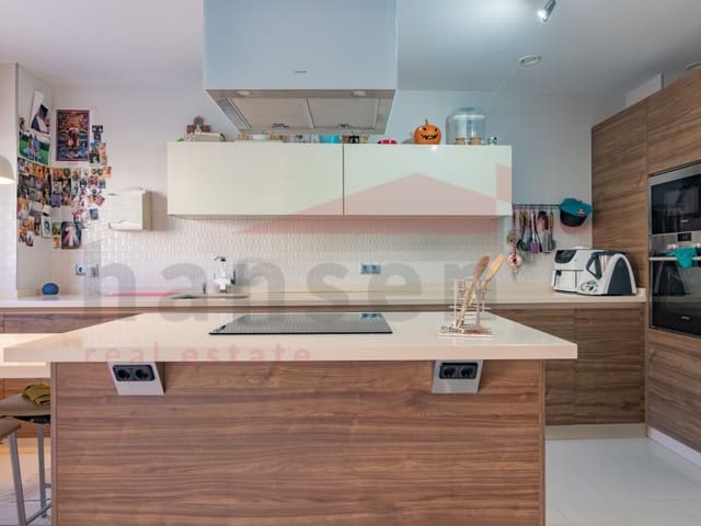 3 soverom Hus til salgs i Torre del Mar, Vélez-Málaga - € 650 000 (Ref: 9416129)