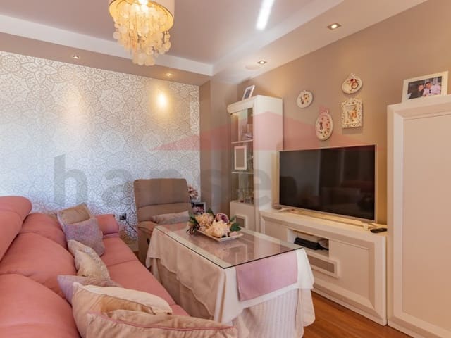 Casa de 3 habitaciones en Torre del Mar, Vélez-Málaga en venta - 620.000 € (Ref: 9416129)