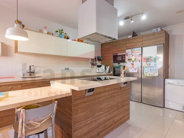 3 soverom Hus til salgs i Torre del Mar, Vélez-Málaga - € 650 000 (Ref: 9416129)