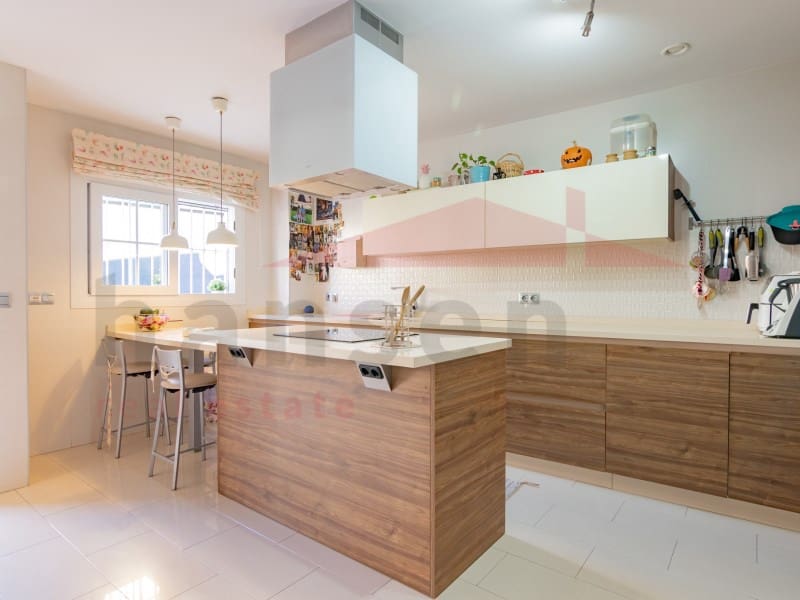 4 sovrum Hus till salu i Torre del Mar - 620 000 € (Ref: 9416129)