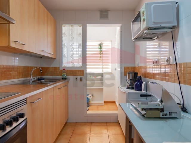 2 bedroom Flat for rent in Algarrobo Costa, Algarrobo with pool garage - € 950 (Ref: 9419949)