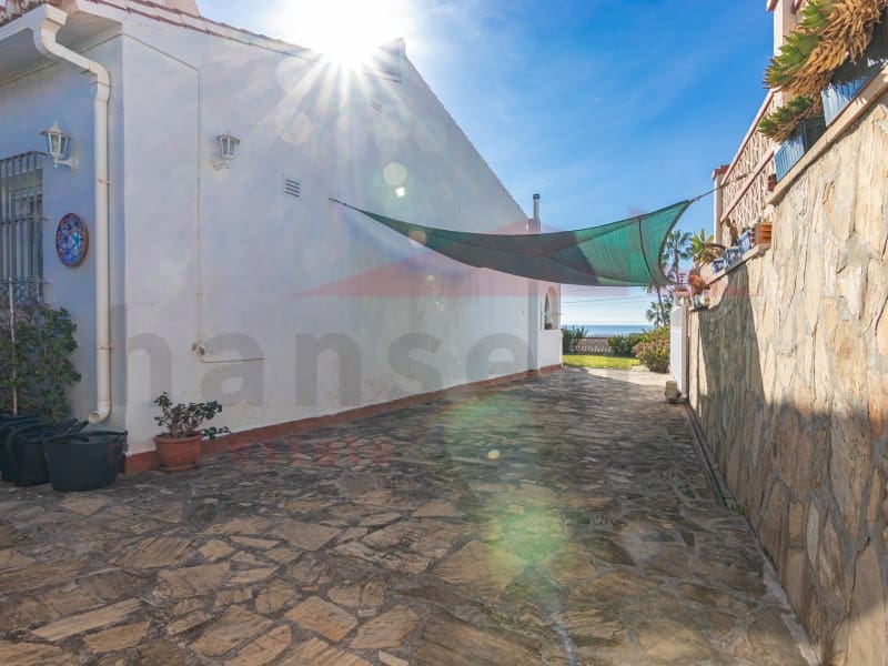 3 quarto Moradia para venda em Benajarafe com garagem - 540 000 € (Ref: 9473147)