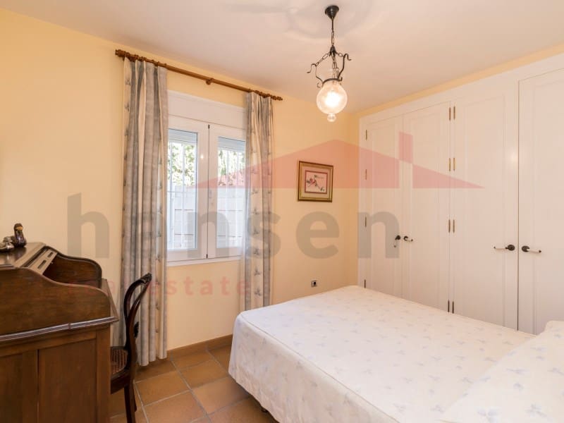 9 soverom Villa til salgs i Torre de Benagalbon med svømmebasseng garasje - € 2 450 000 (Ref: 9488450)