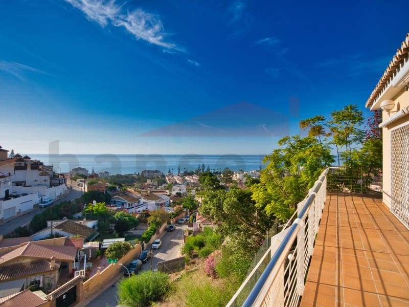 9 soverom Villa til salgs i Torre de Benagalbon med svømmebasseng garasje - € 2 450 000 (Ref: 9488450)