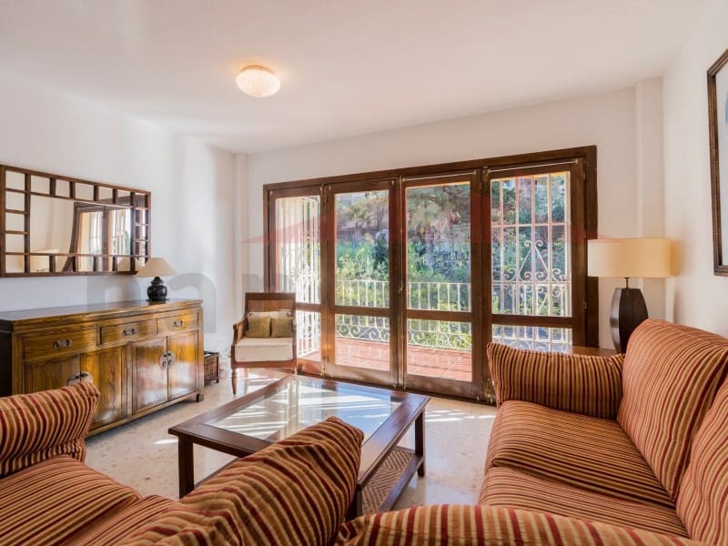 9 soverom Villa til salgs i Torre de Benagalbon med svømmebasseng garasje - € 2 450 000 (Ref: 9488450)