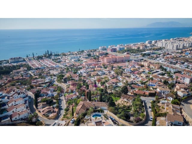 9 soverom Villa til salgs i Torre de Benagalbon, Rincón de la Victoria med svømmebasseng garasje - € 2 450 000 (Ref: 9488450)