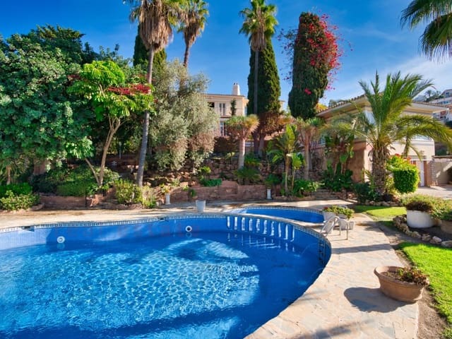 9 soverom Villa til salgs i Torre de Benagalbon, Rincón de la Victoria med svømmebasseng garasje - € 2 450 000 (Ref: 9488450)