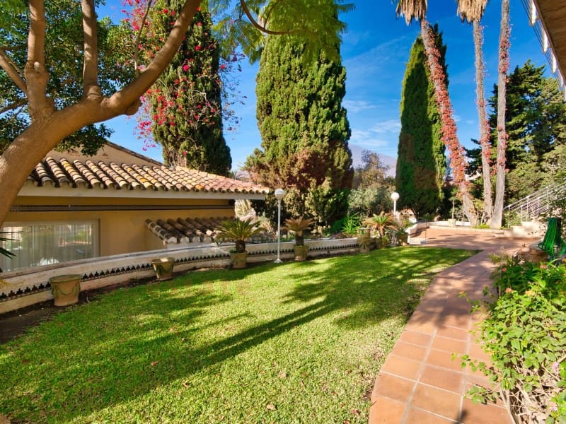 9 soverom Villa til salgs i Torre de Benagalbon med svømmebasseng garasje - € 2 450 000 (Ref: 9488450)