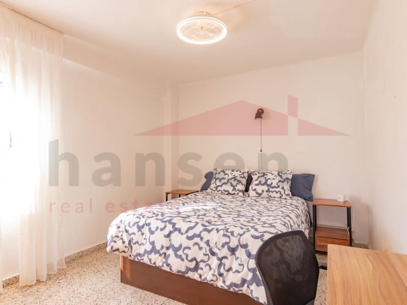 3 soveværelse Lejlighed til salg i Torre del Mar - € 330.000 (Ref: 9502240)