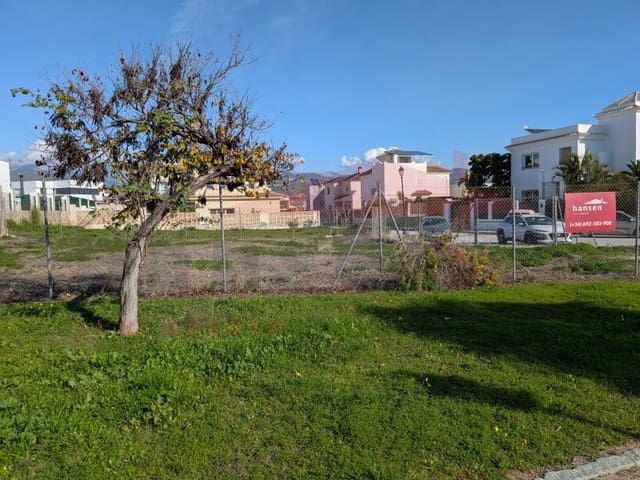 Teren niezagospodarowany na sprzedaż w Torre del Mar, Vélez-Málaga - 330 000 € (Ref: 9518987)