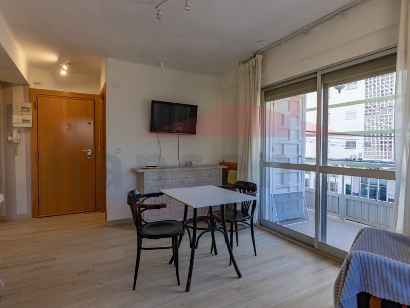 1 soveværelse Lejlighed til salg i Torre del Mar med swimmingpool - € 215.000 (Ref: 9524583)