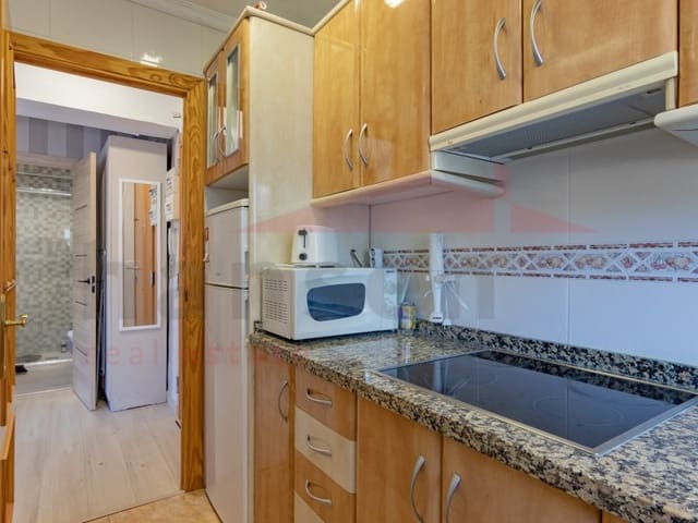 1 soverom Leilighet til salgs i Torre del Mar, Vélez-Málaga med svømmebasseng - € 215 000 (Ref: 9524583)