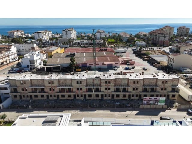 4 slaapkamer Huis te koop in Urbanización Santa Rosa, Torrox met zwembad garage - € 420.000 (Ref: 9524584)
