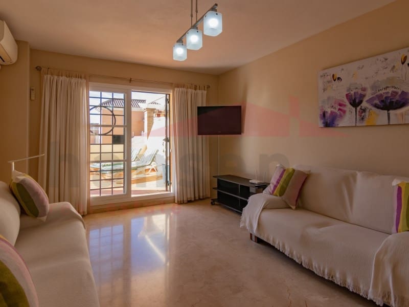 3 bedroom Flat for sale in Caleta de Velez with garage - € 359,000 (Ref: 9528113)