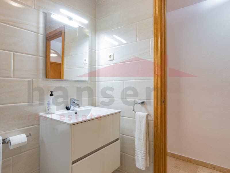 3 bedroom Flat for sale in Caleta de Velez with garage - € 359,000 (Ref: 9528113)