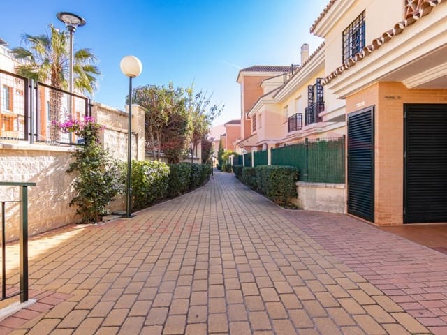 3 soverom Leilighet til salgs i Caleta de Vélez, Vélez-Málaga med garasje - € 359 000 (Ref: 9528113)