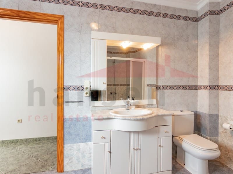 7 soverom Hus til salgs i Velez-Malaga - € 395 000 (Ref: 9541063)